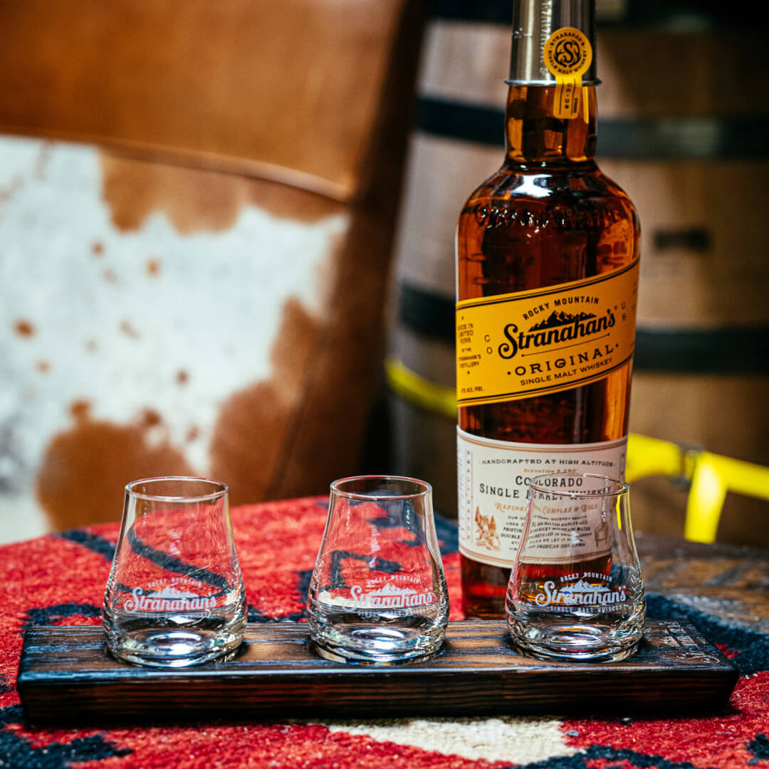 ジャパニーズウイスキー　ティスティングトレイ Stave Flight Tray - Stranahan's Whiskey | Stranahan's Shop